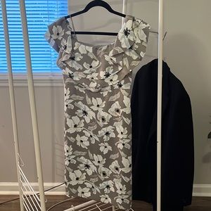 NWT - Banana Republic Floral Dress - 6P